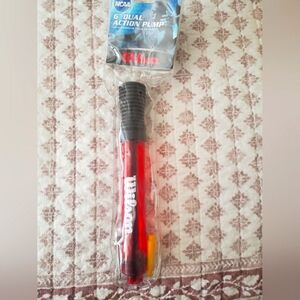 Basketball NCAA Wilson 6" dual action ball pump.